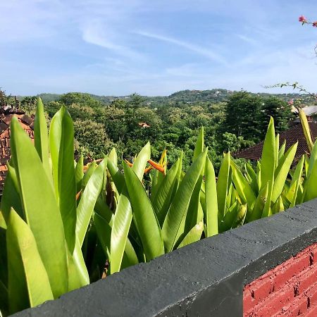 Uluwatu The Hidden Escapes Bingin- Sunset Rooftop Wood House With Ocean View & Private Kitchen מראה חיצוני תמונה