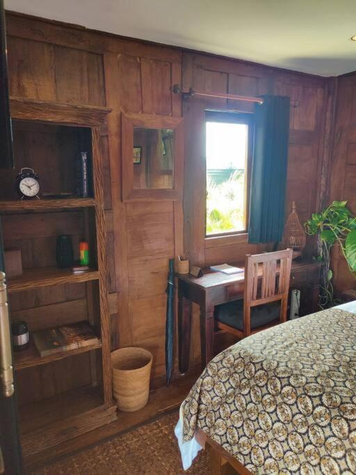 Uluwatu The Hidden Escapes Bingin- Sunset Rooftop Wood House With Ocean View & Private Kitchen מראה חיצוני תמונה